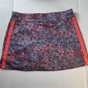 PGA Tour Patterned Mini Skort with Red Accents